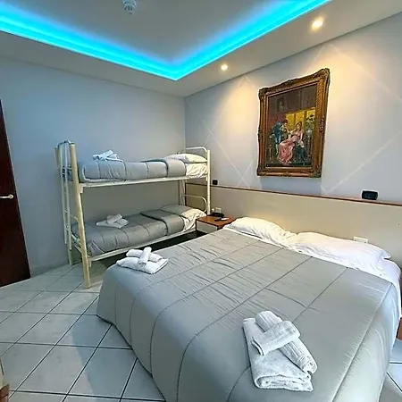 Happy Days Hotel